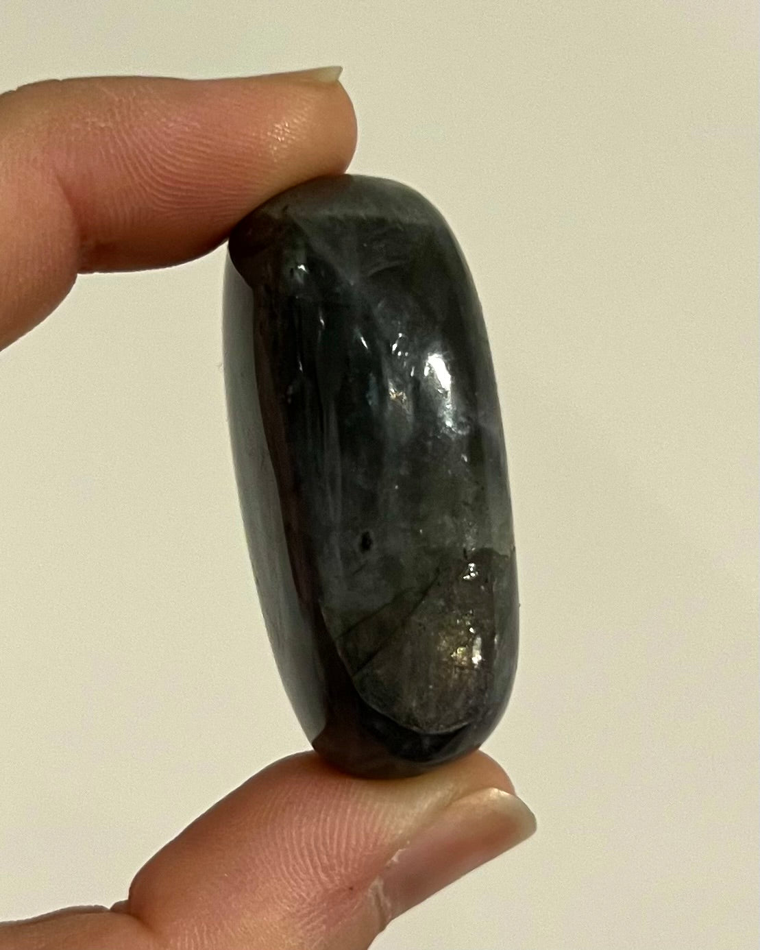 Galet de Labradorite 18