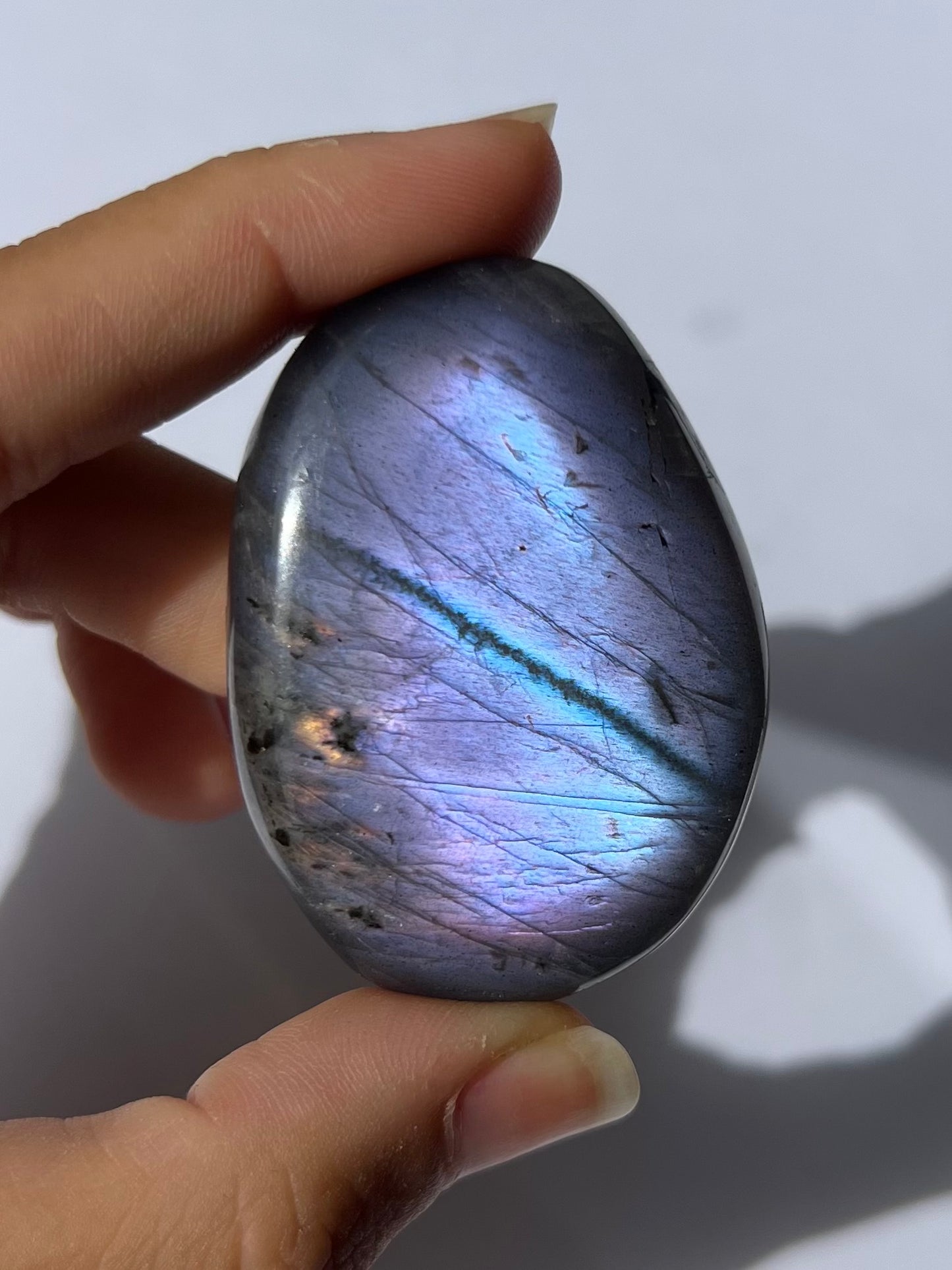 Galet de Labradorite 2
