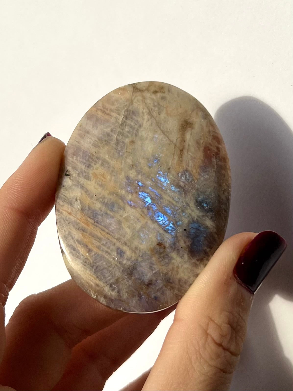 Galet de Pierre de Lune bleutée 11