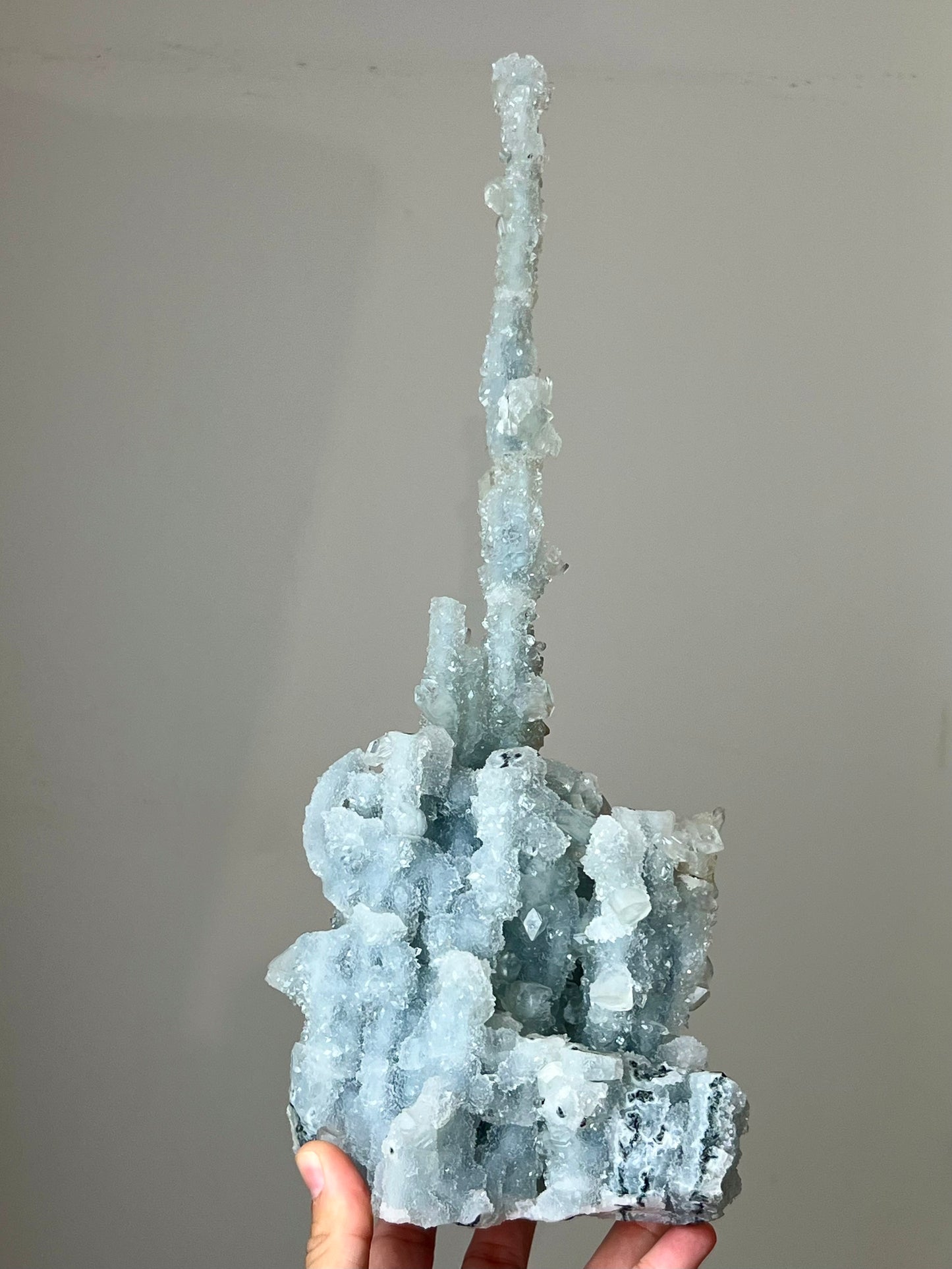 Apophylite / Calcédoine / Stilbite brute