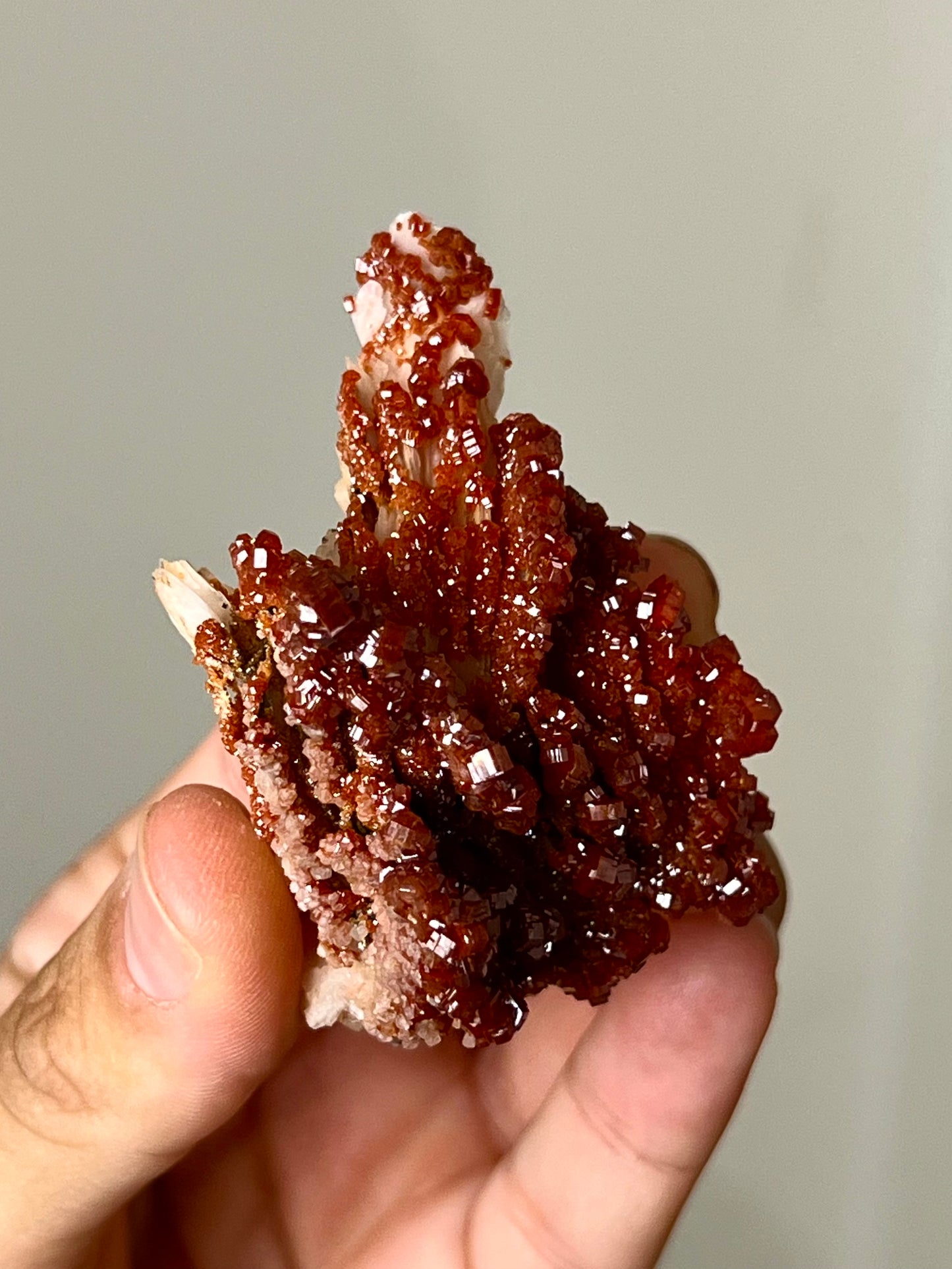 Vanadinite sur Baryte brute 2