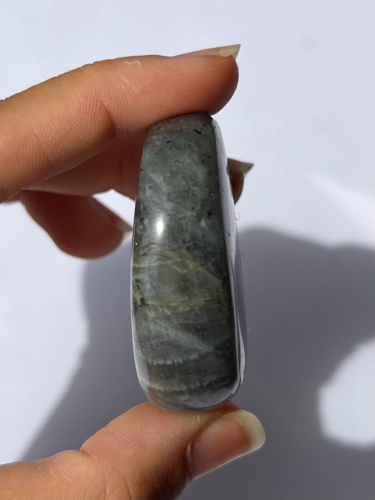 Galet de Labradorite 10