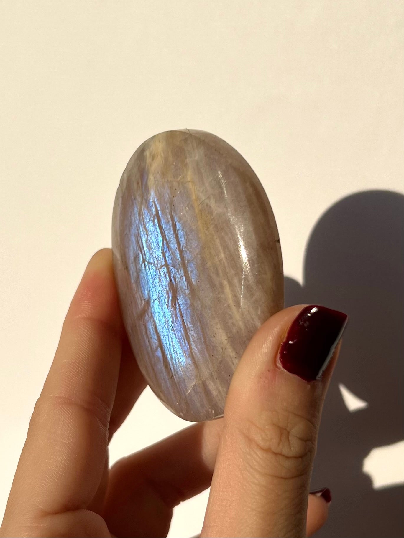 Galet de Pierre de Lune bleutée 3