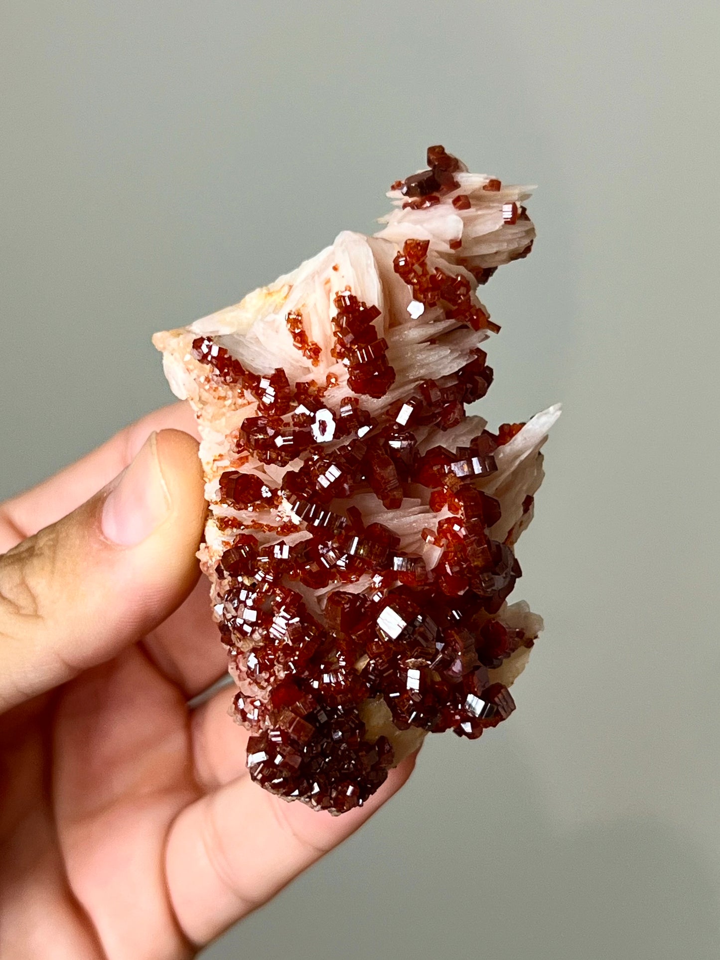 Vanadinite sur Baryte brute 1