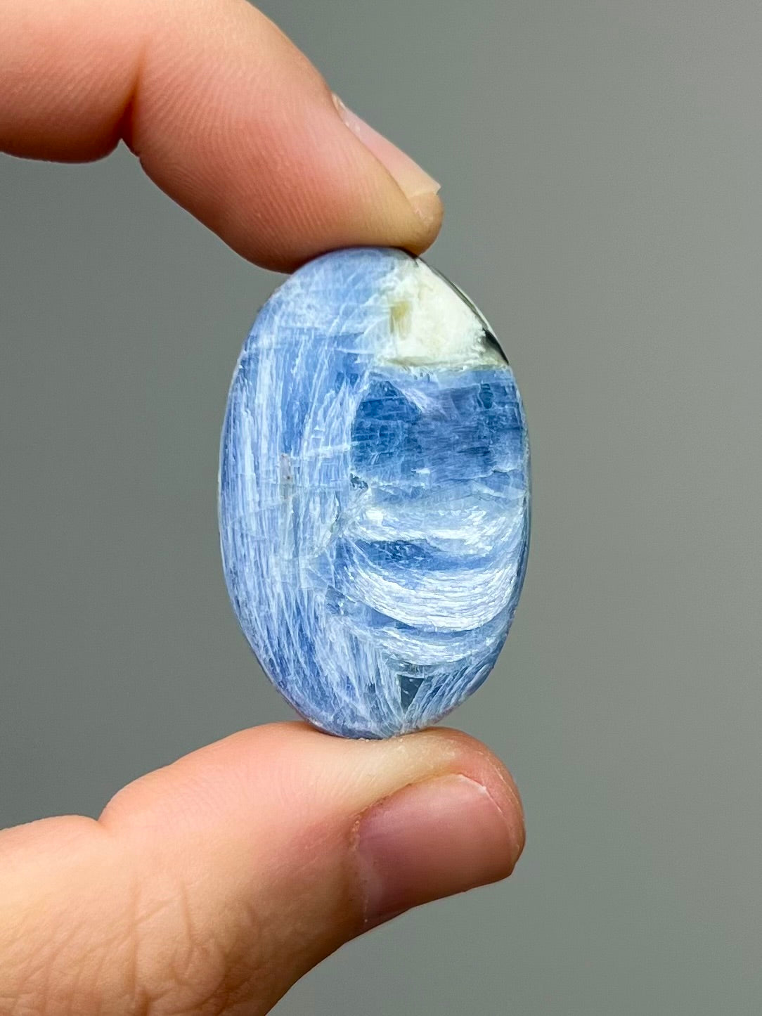 Galet Cyanite 3