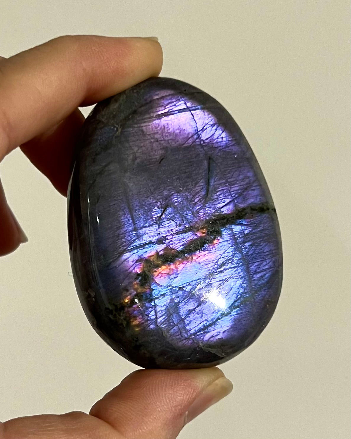 Galet de Labradorite 20