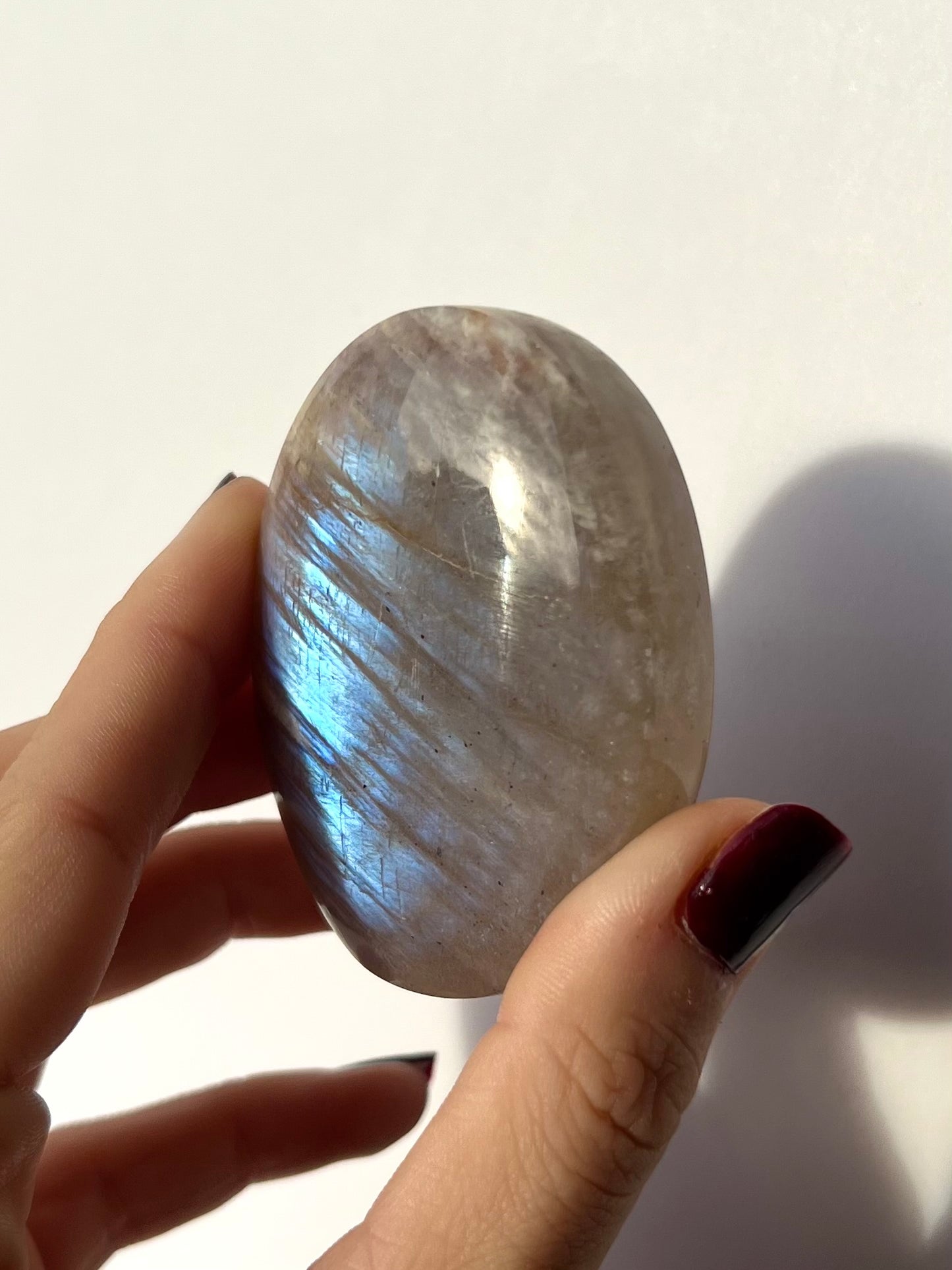Galet de Pierre de Lune bleutée 7