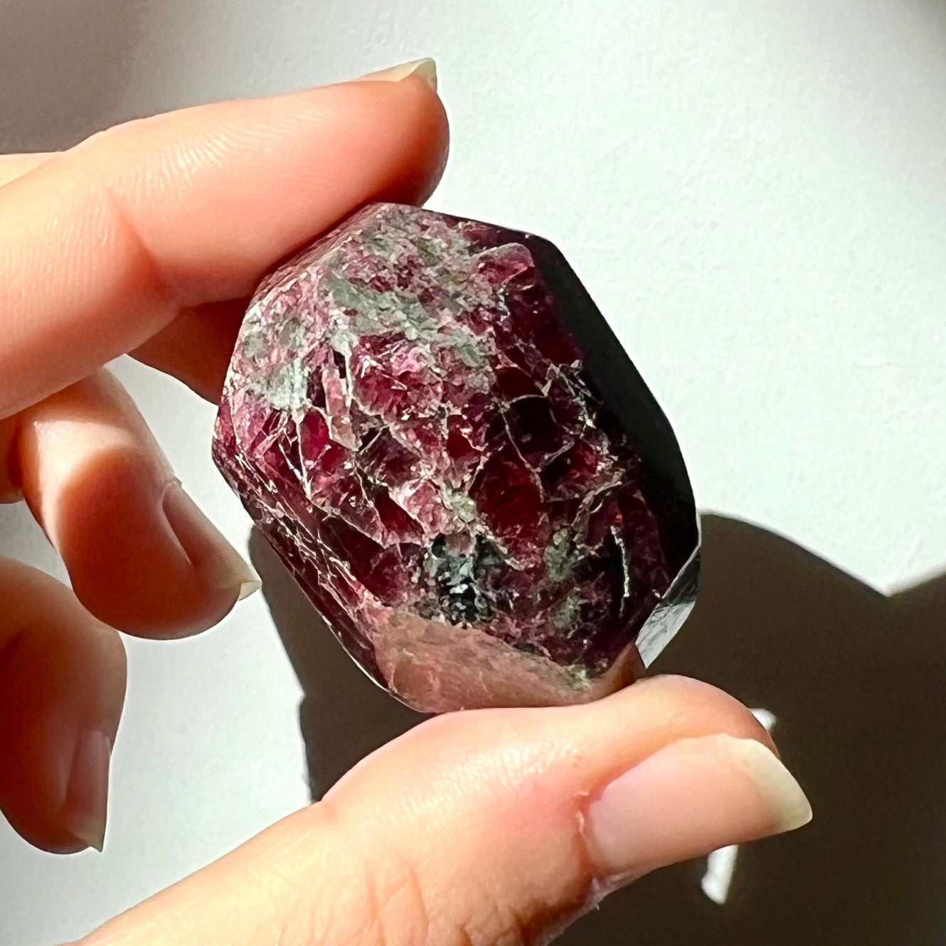 Polyèdre de Grenat Rhodolite 3