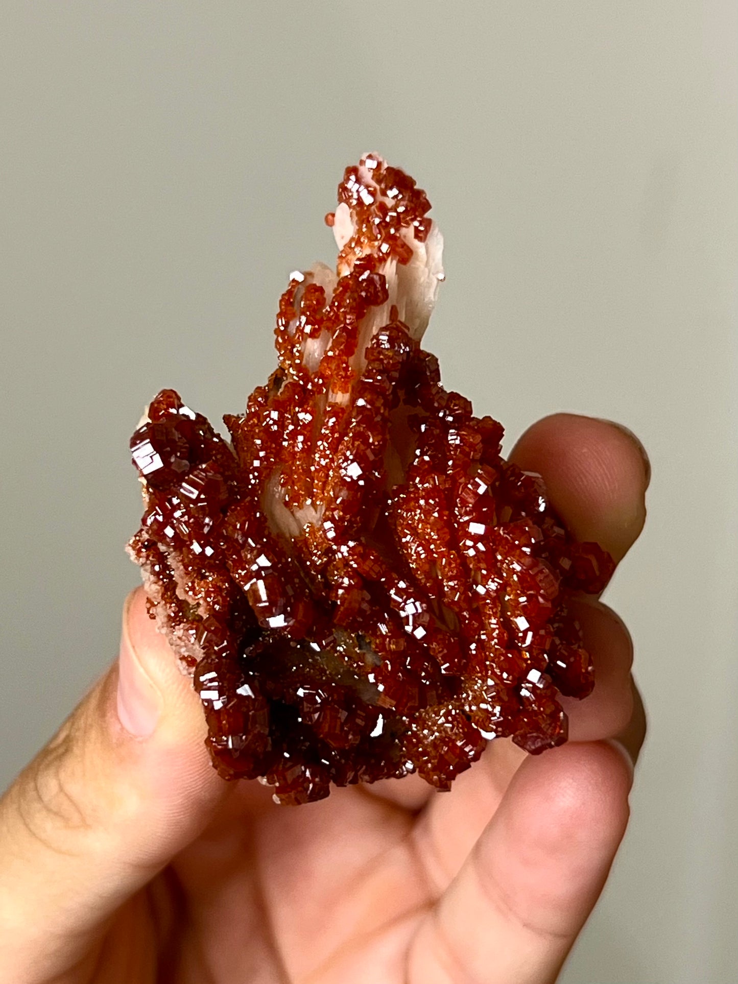 Vanadinite sur Baryte brute 2