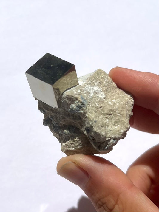 Pyrite cubique 8