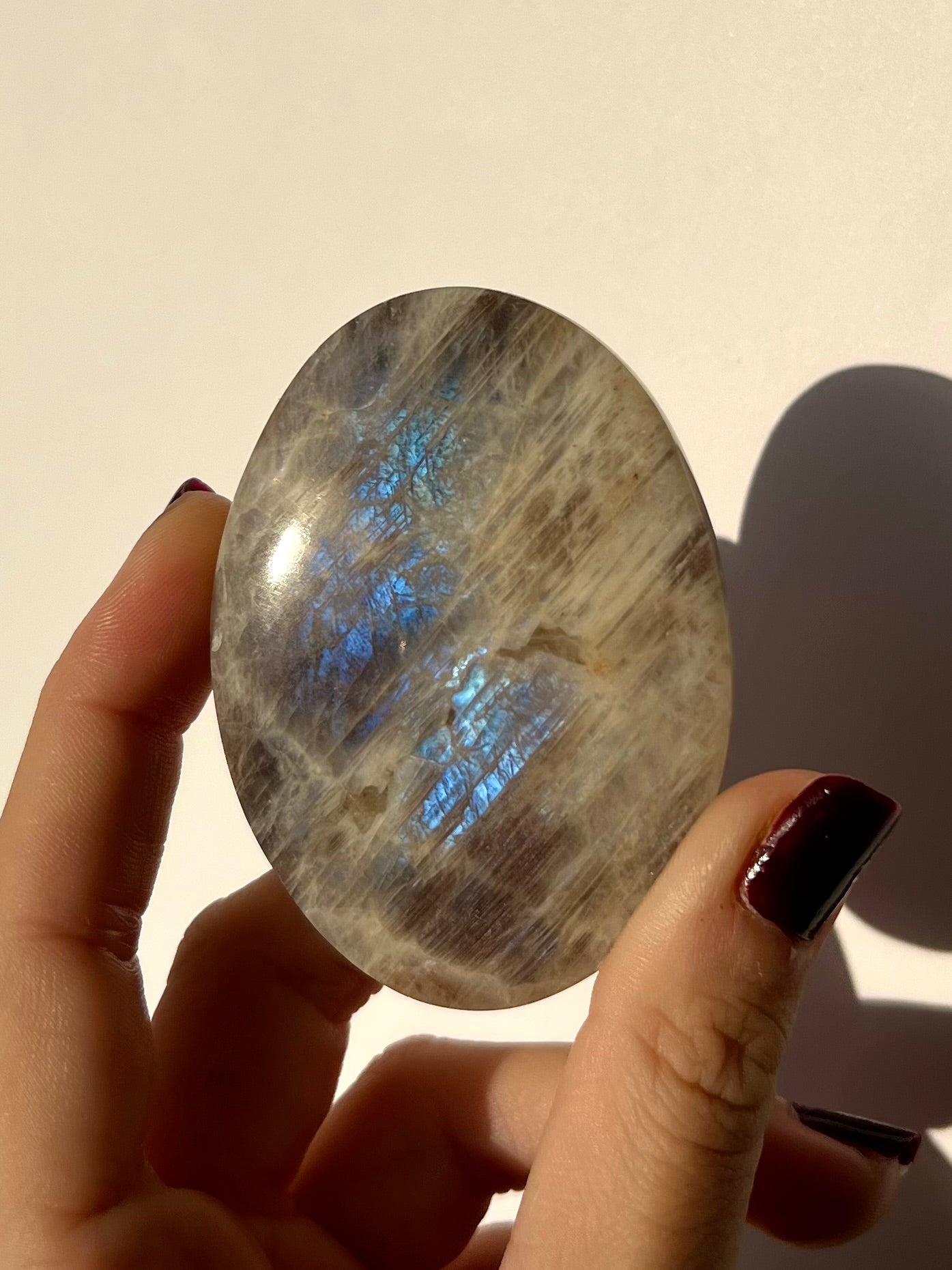 Galet de Pierre de Lune bleutée 5