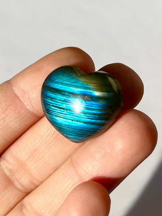 Cœur en Labradorite 10