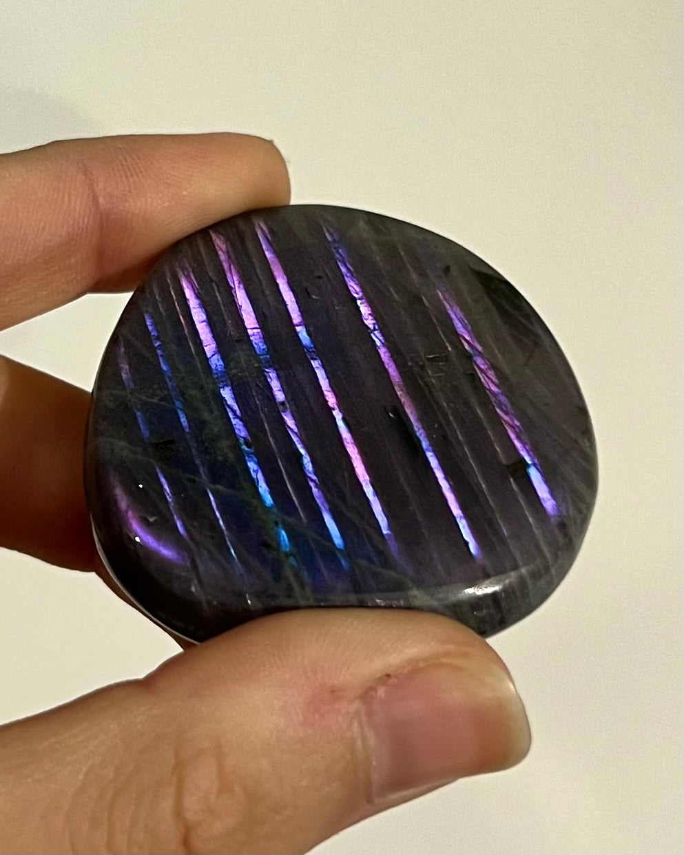 Galet de Labradorite 3