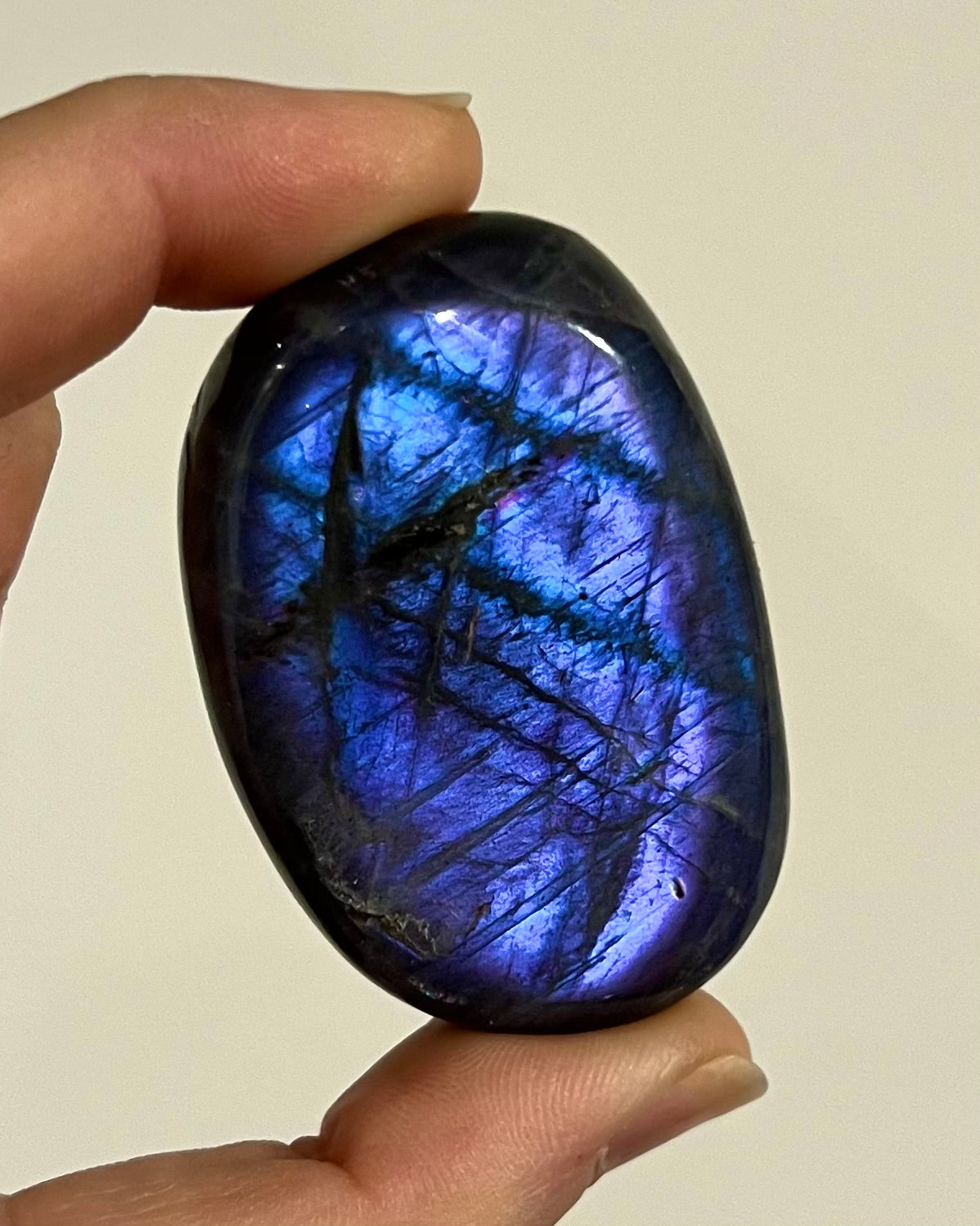 Galet de Labradorite 14