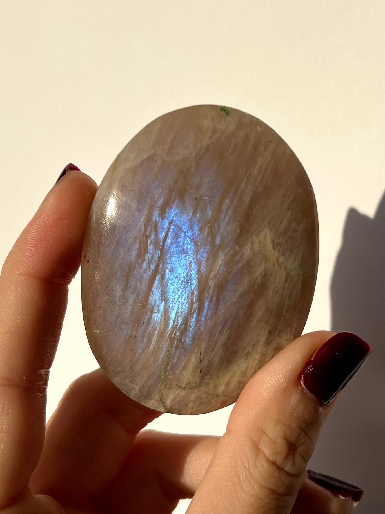 Galet de Pierre de Lune bleutée 3