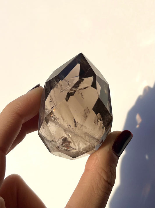 Forme libre facettée Quartz fumé 2