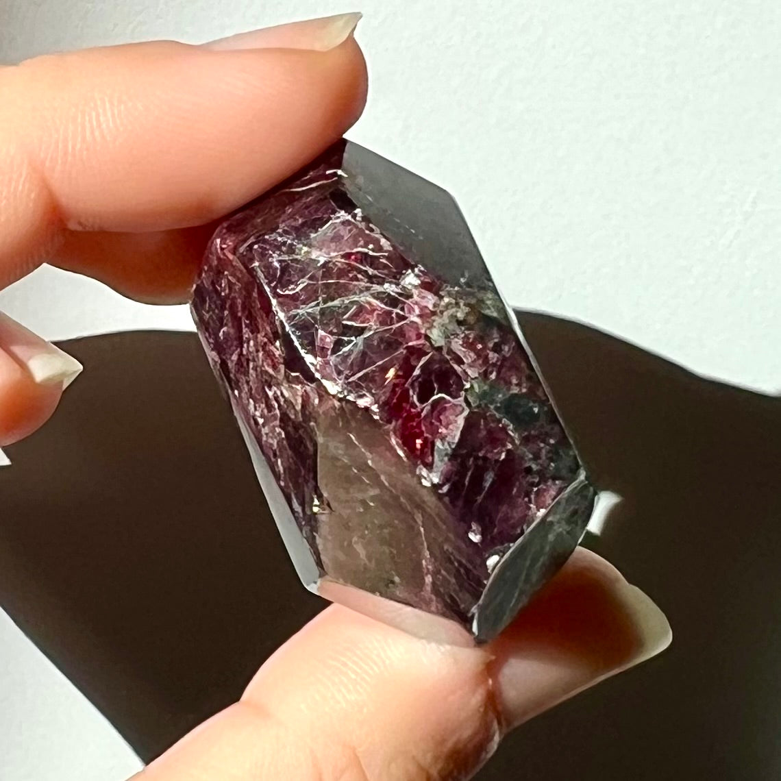 Polyèdre de Grenat Rhodolite 4