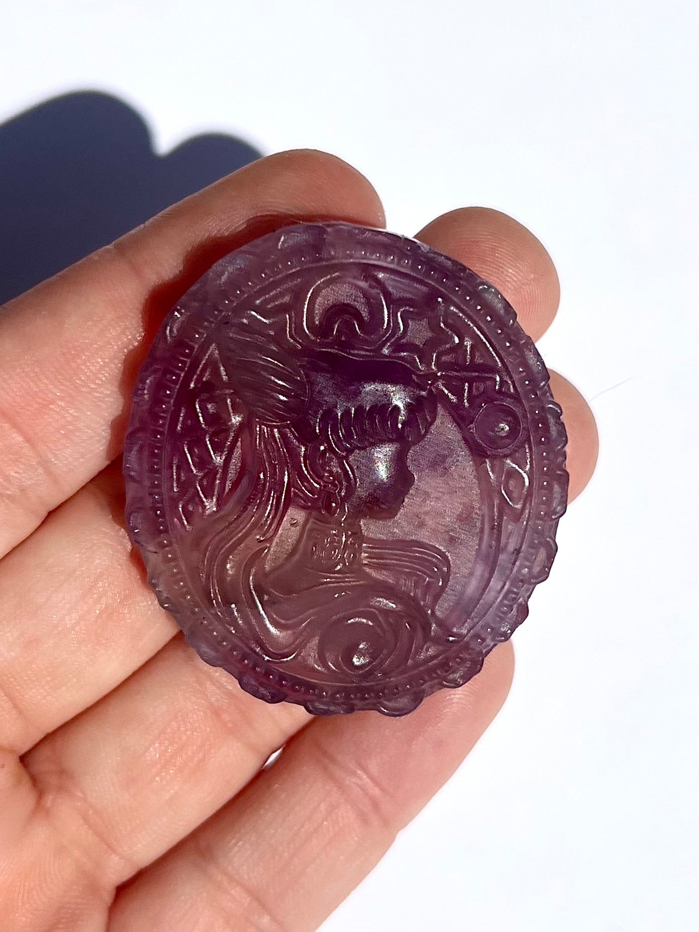 Sculpture Sailor Moon en Améthyste 1