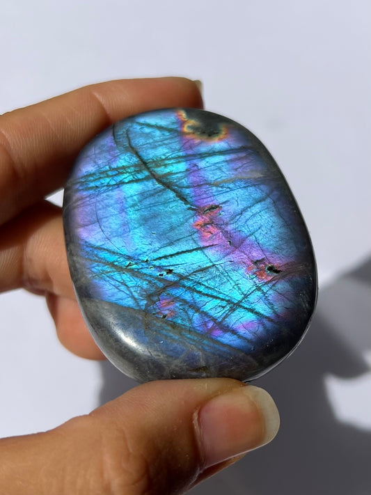 Galet de Labradorite 5