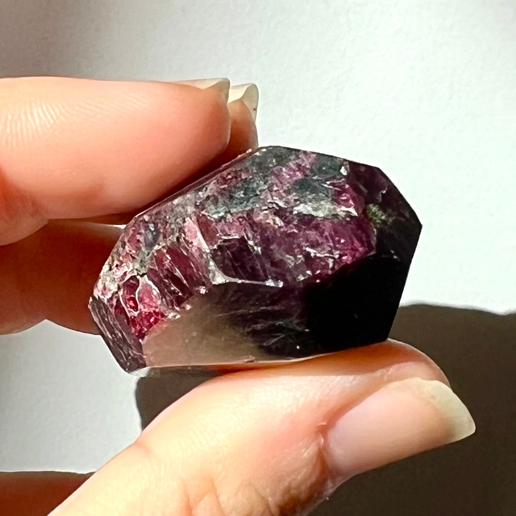 Polyèdre de Grenat Rhodolite 4