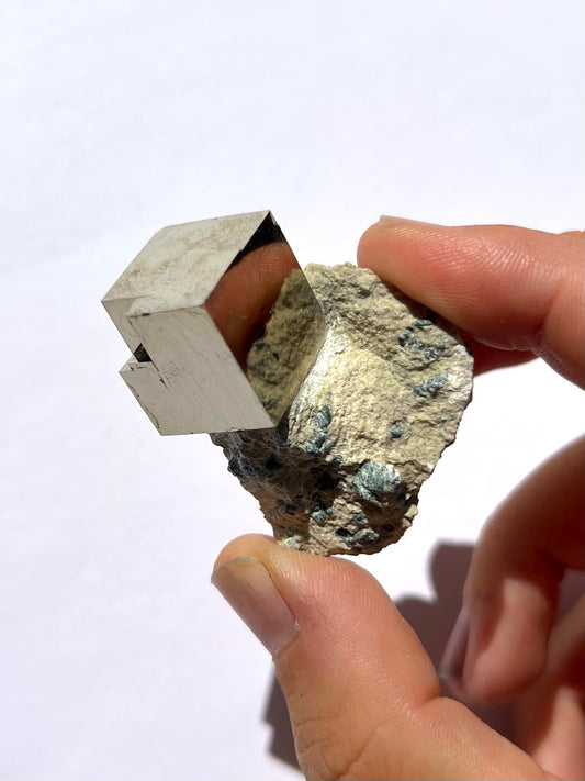 Pyrite cubique 2