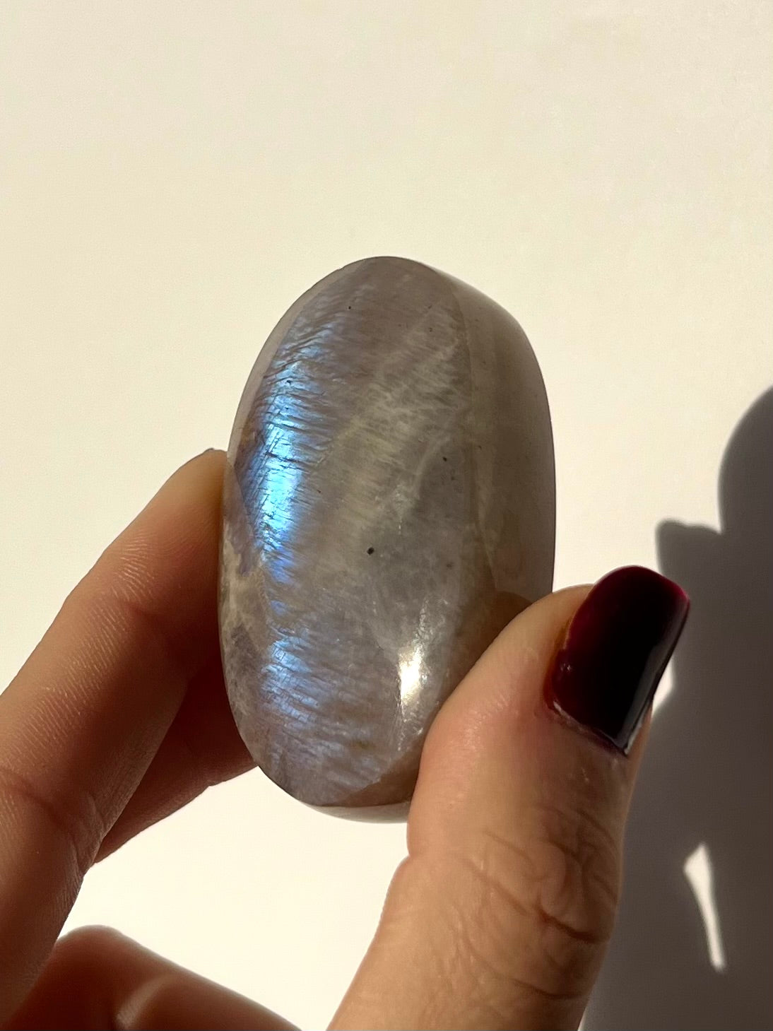 Galet de Pierre de Lune bleutée 8