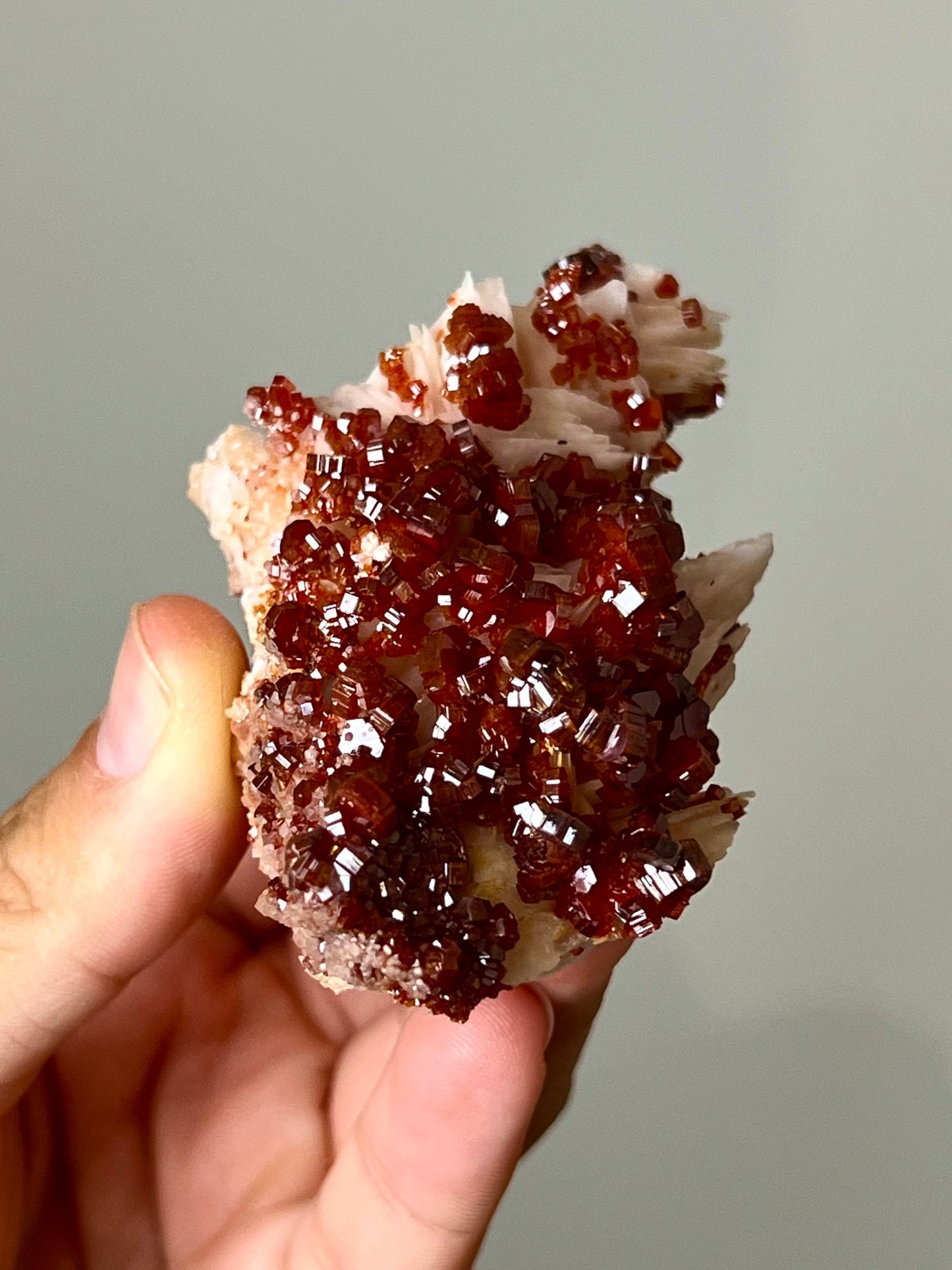 Vanadinite sur Baryte brute 1