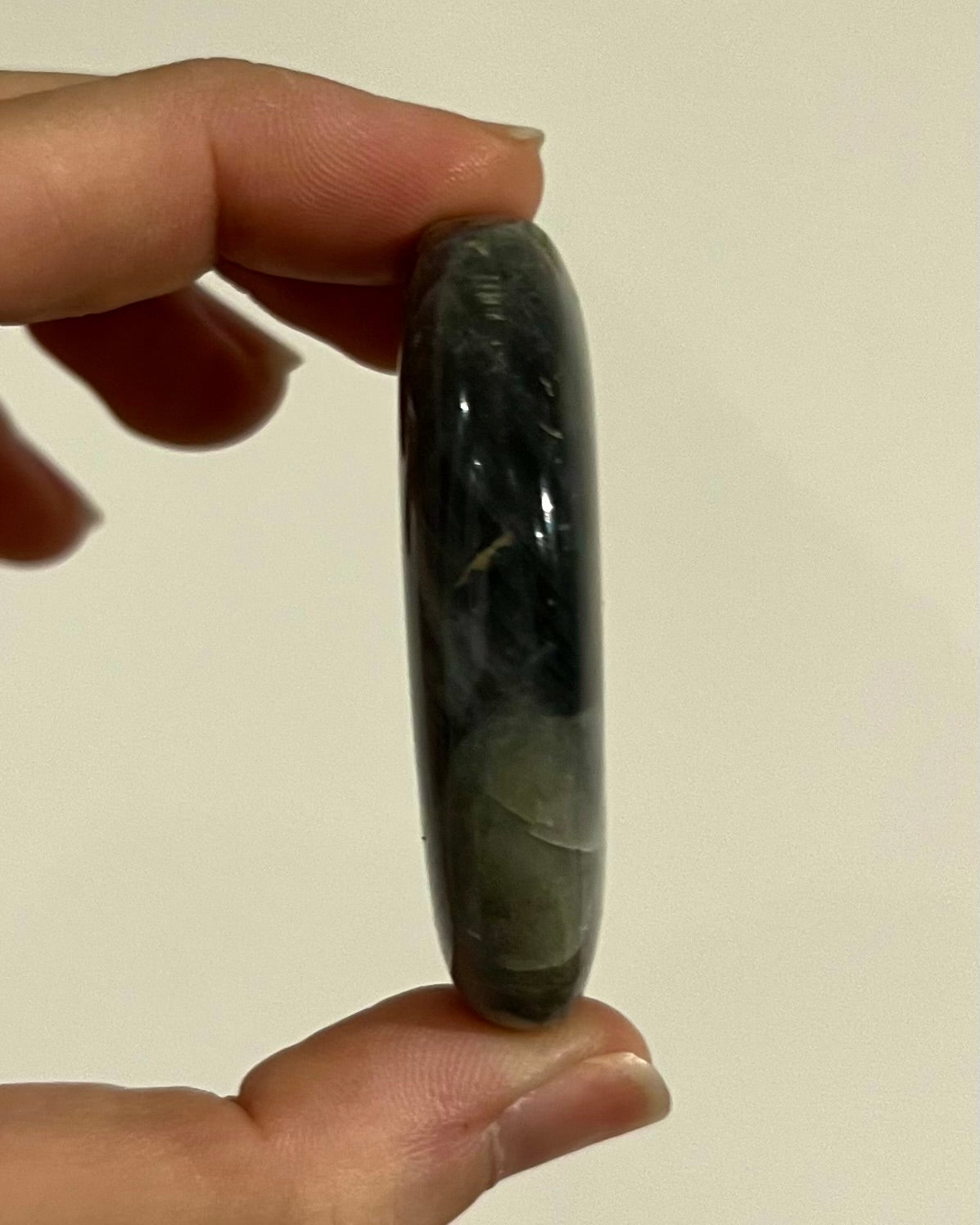 Galet de Labradorite 19