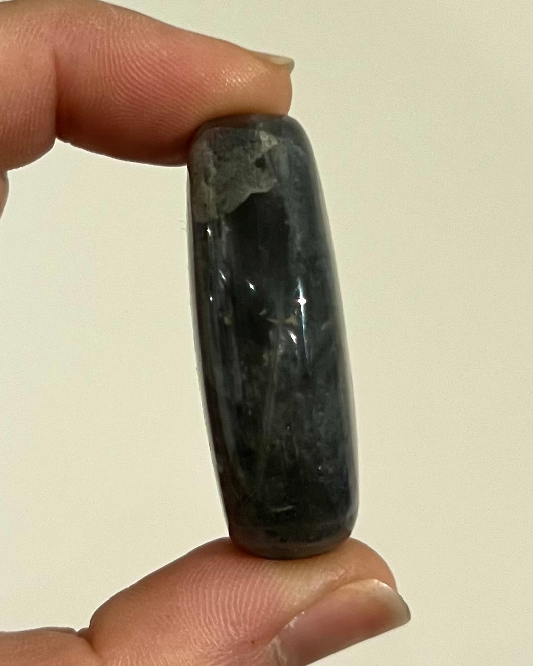 Galet de Labradorite 16