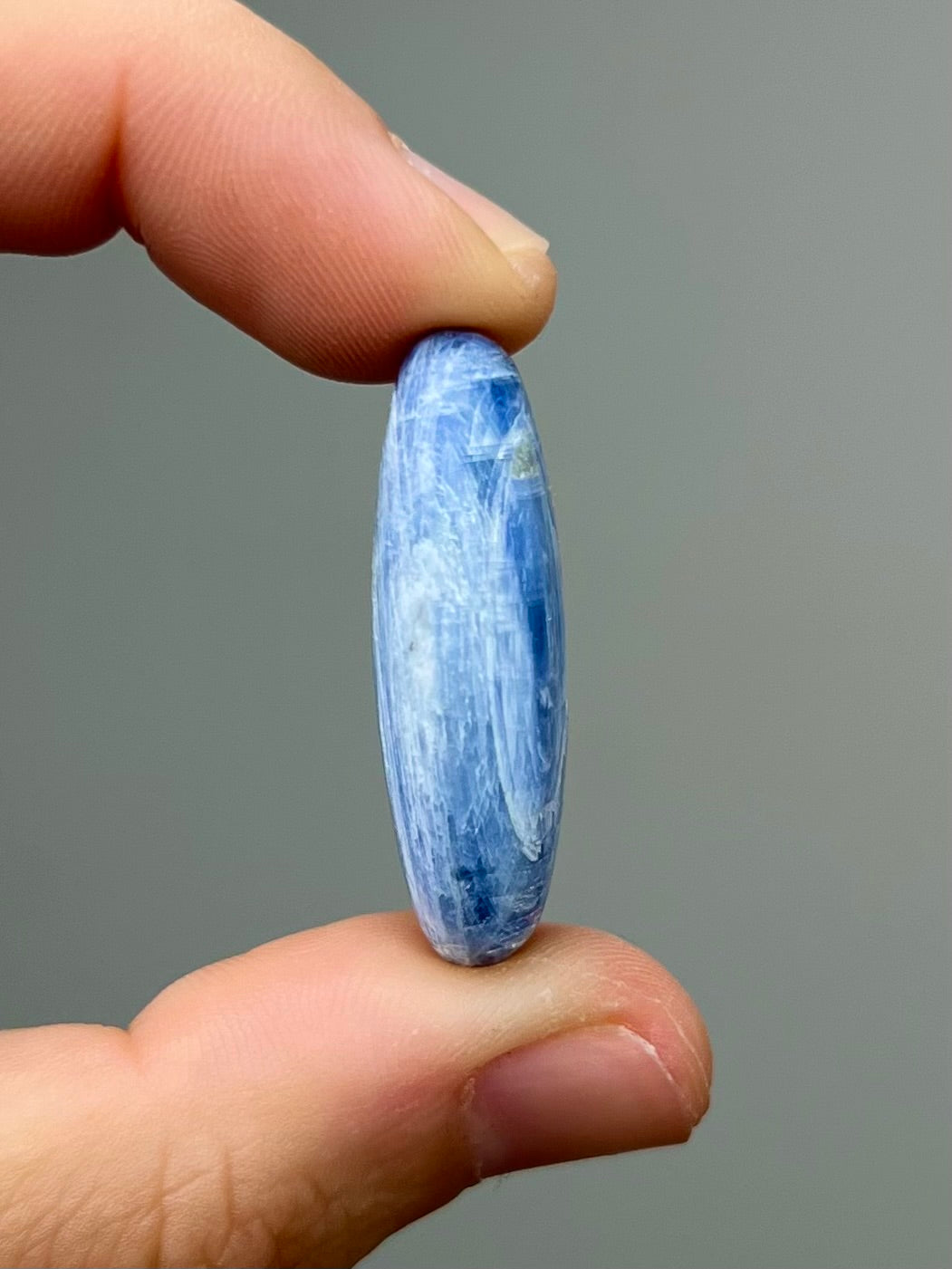 Galet Cyanite 5