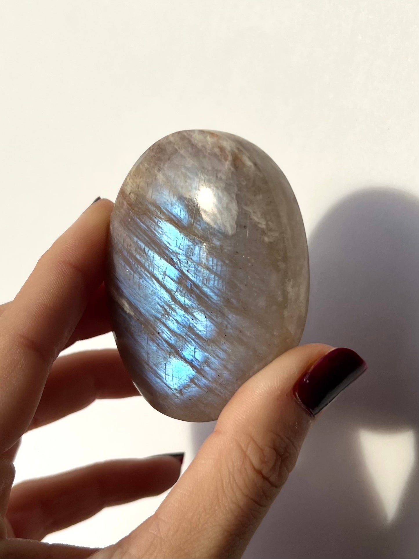 Galet de Pierre de Lune bleutée 7