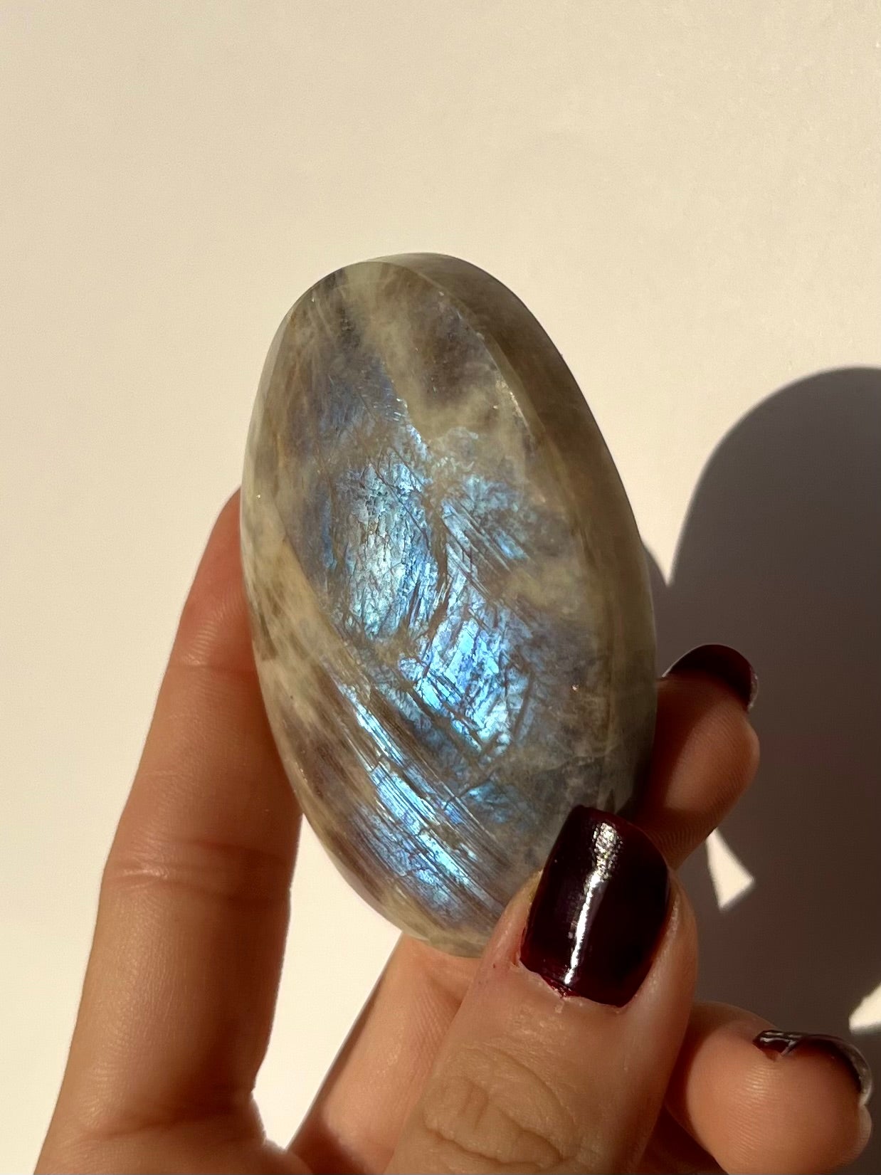 Galet de Pierre de Lune bleutée 5