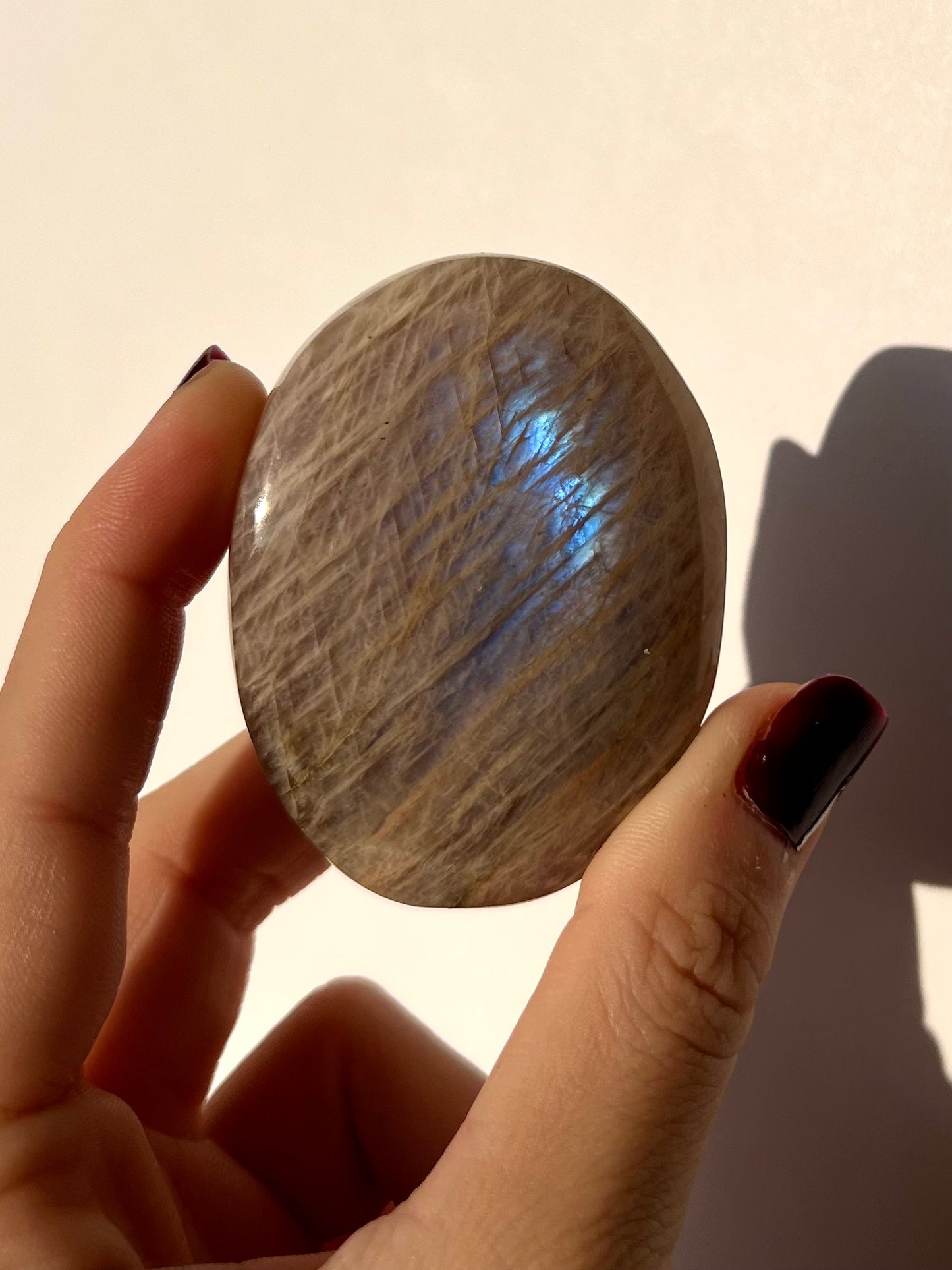 Galet de Pierre de Lune bleutée 4