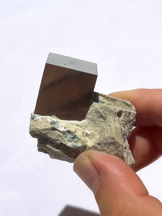 Pyrite cubique 9