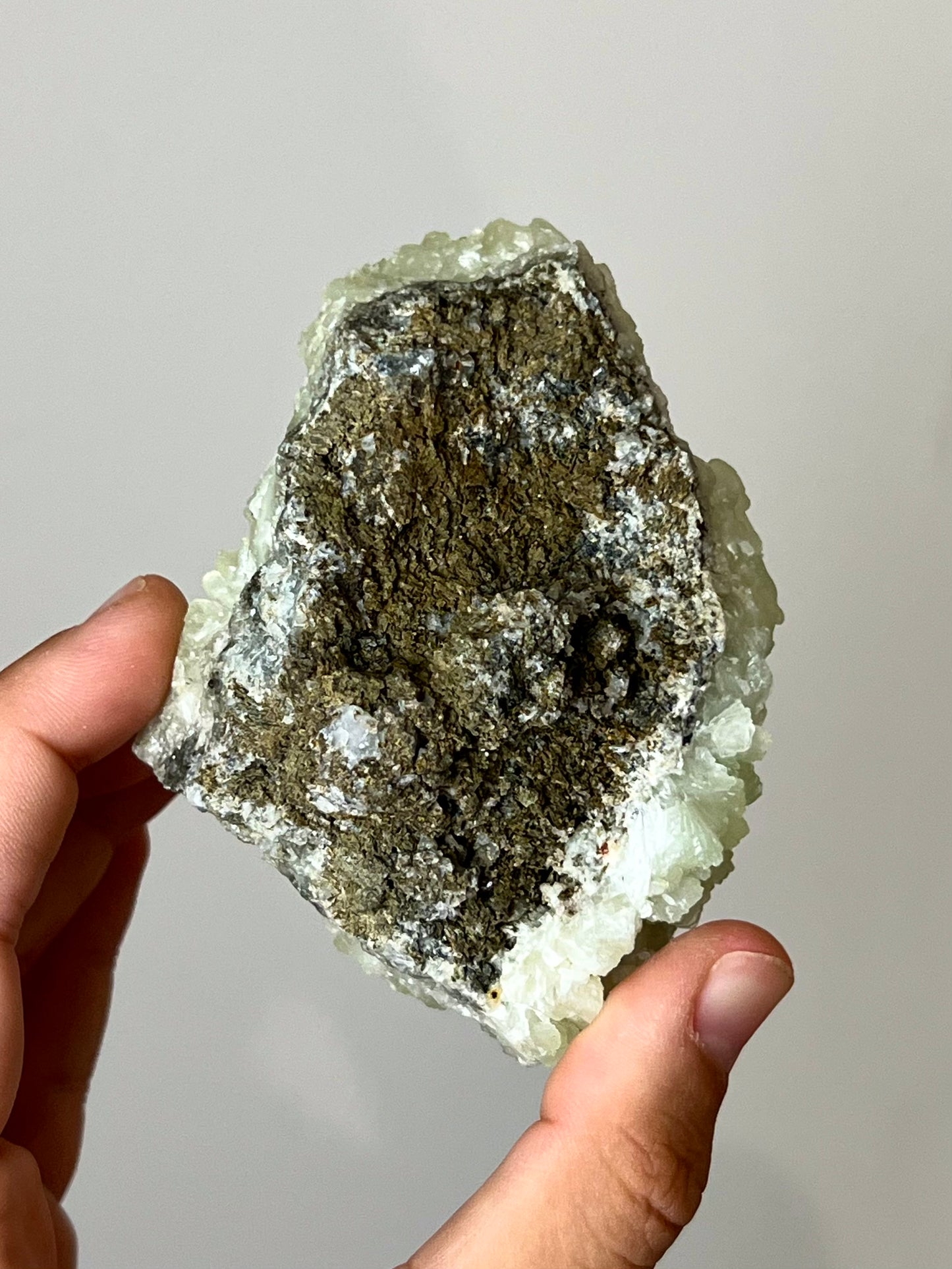 Prehnite brute 3