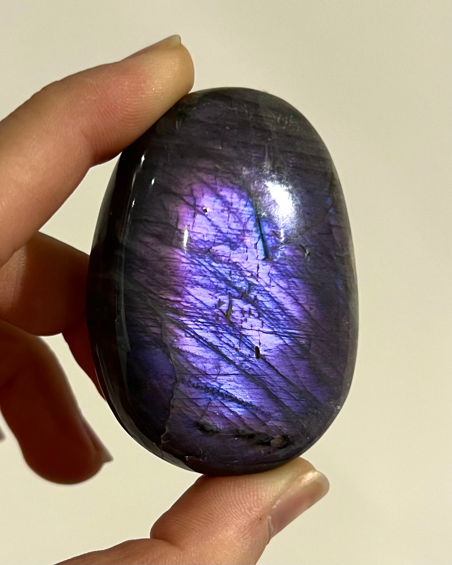 Galet de Labradorite 20
