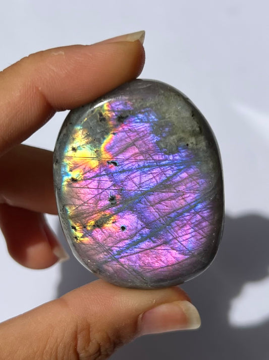 Galet de Labradorite 10