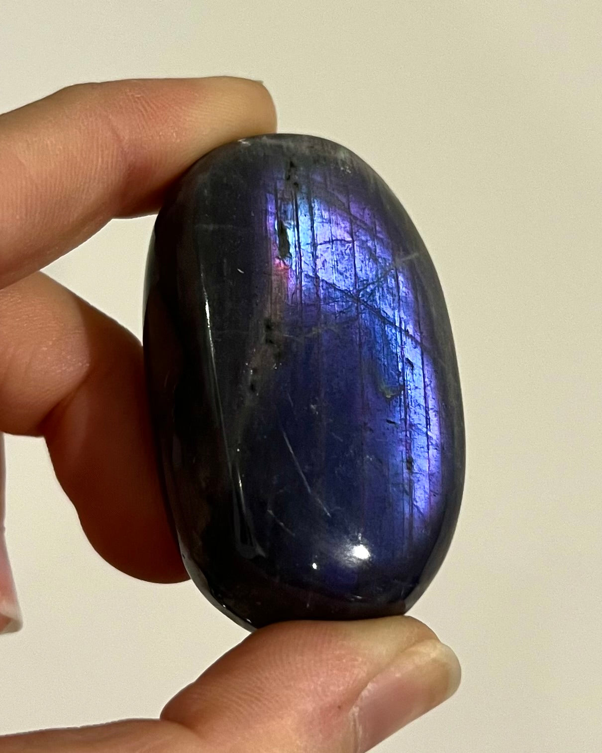 Galet de Labradorite 21