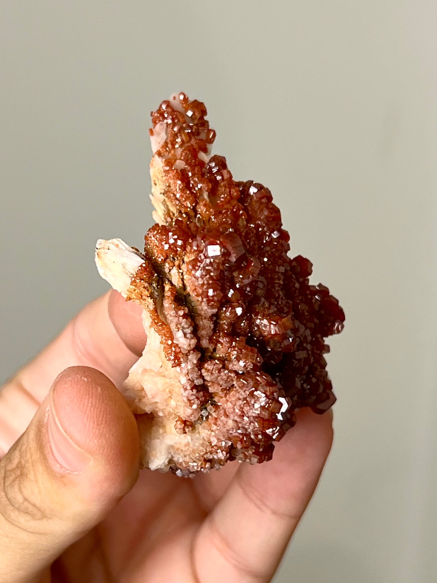 Vanadinite sur Baryte brute 2