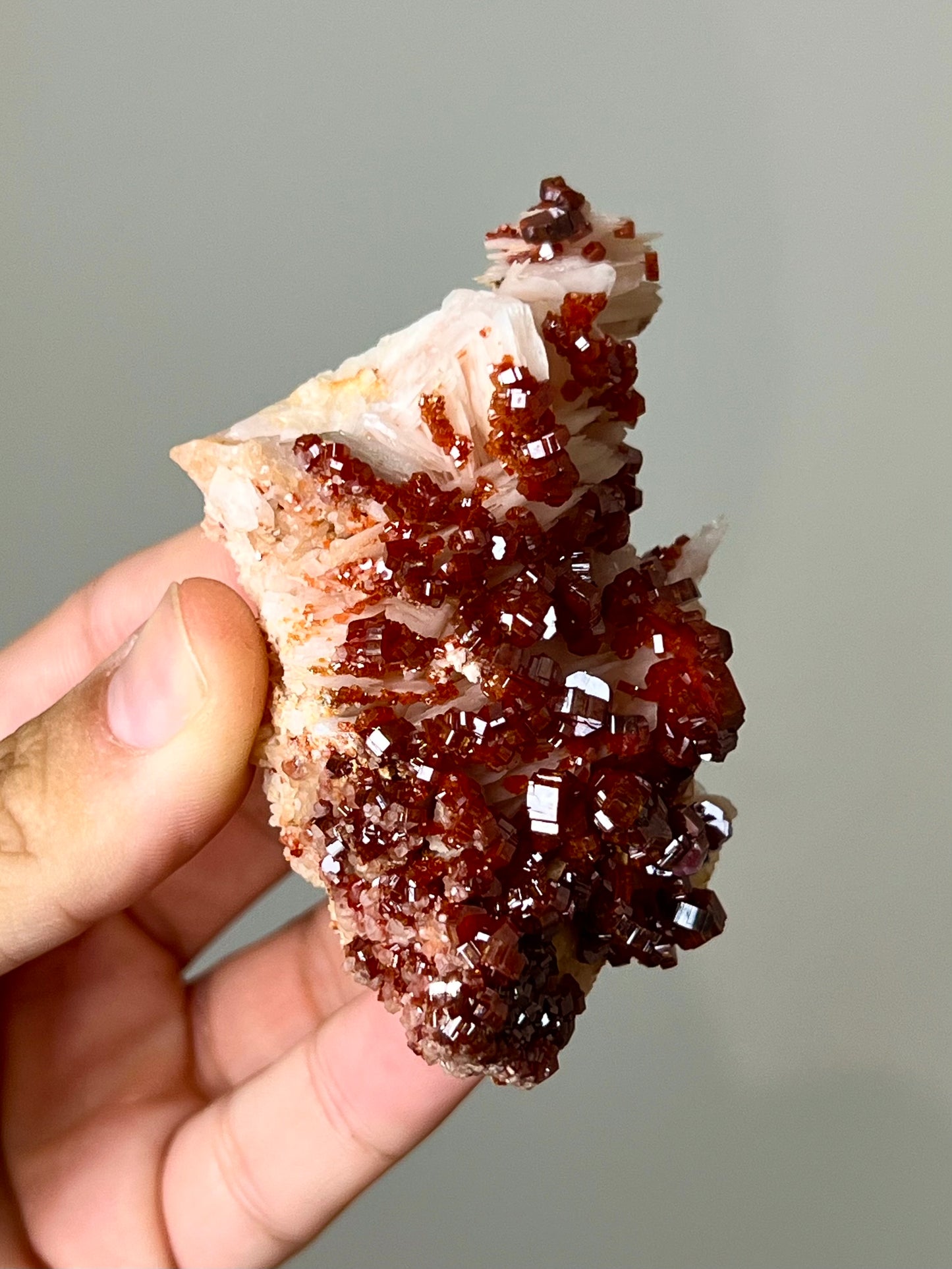 Vanadinite sur Baryte brute 1