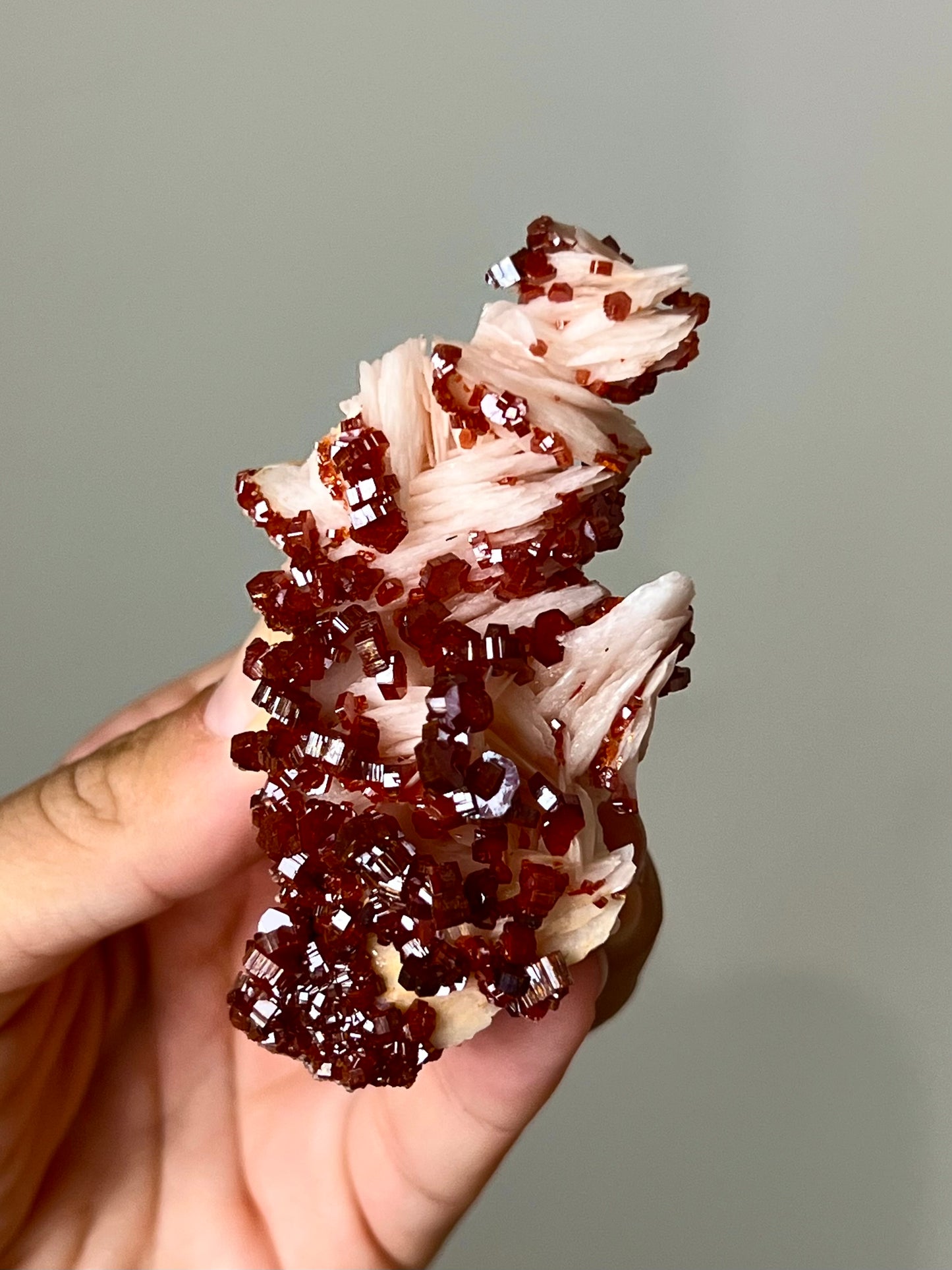 Vanadinite sur Baryte brute 1