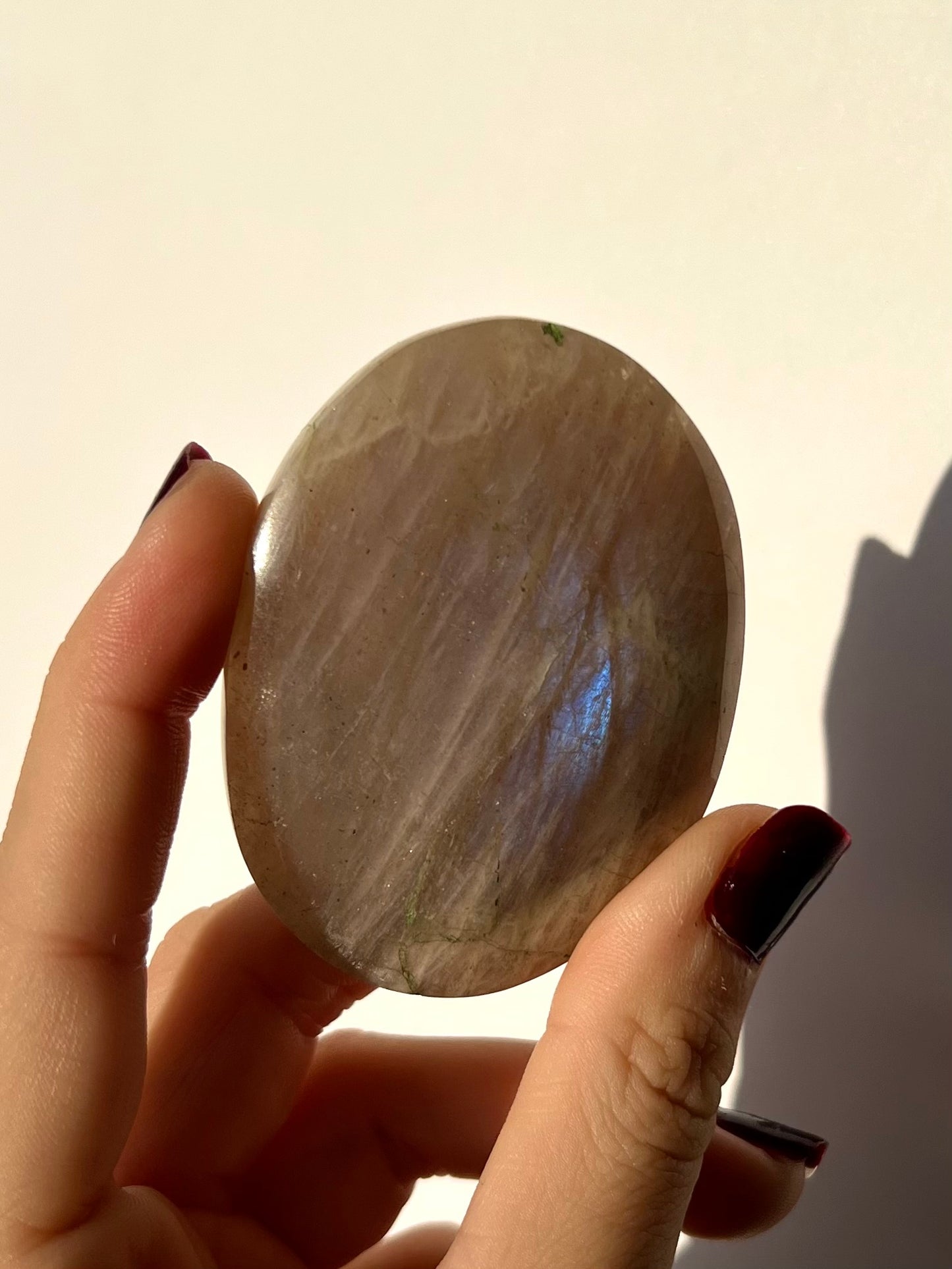 Galet de Pierre de Lune bleutée 3