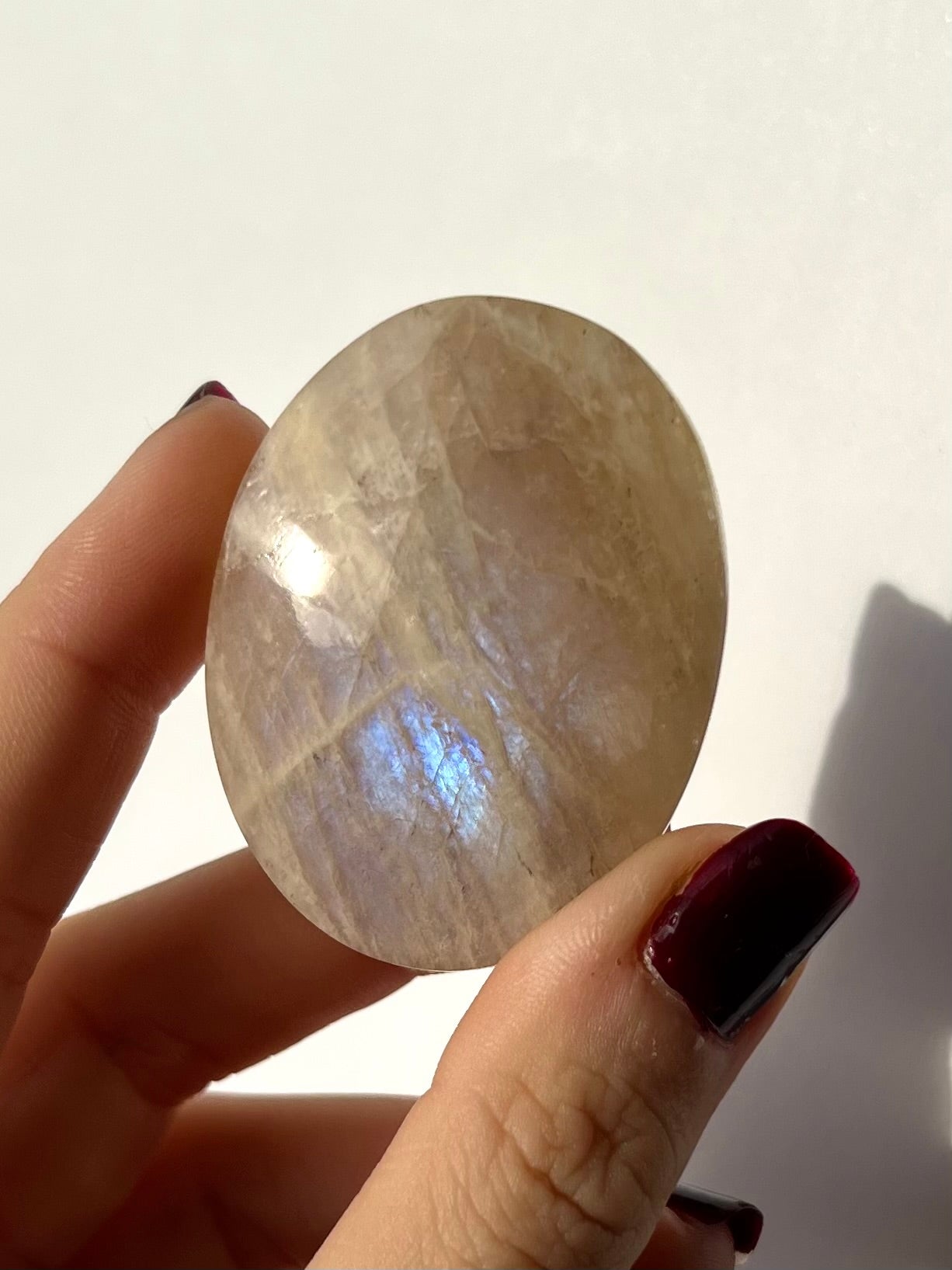 Galet de Pierre de Lune bleutée 10