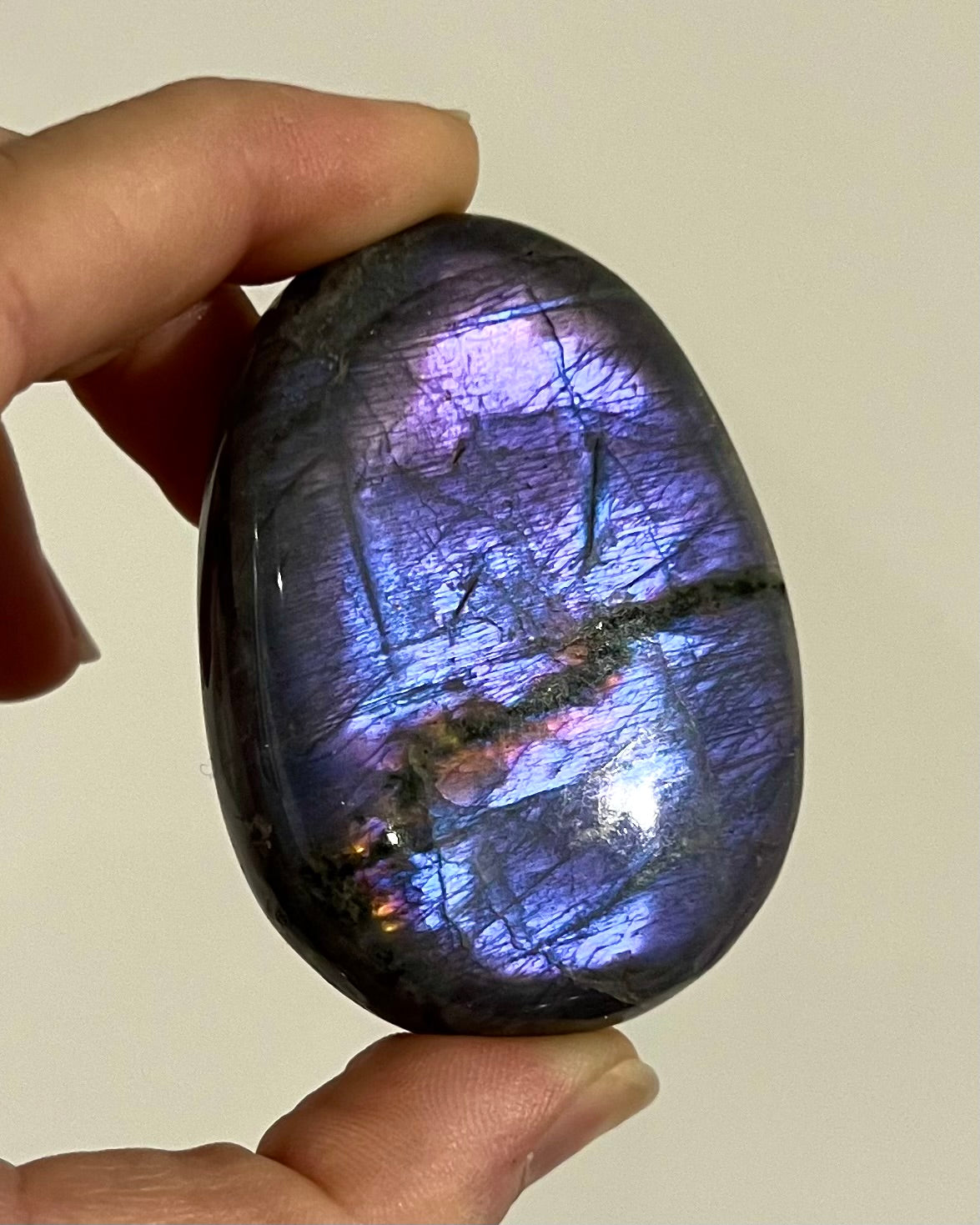 Galet de Labradorite 20