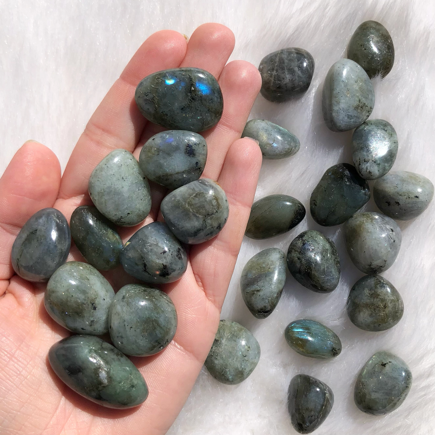 Pierre roulée de Labradorite